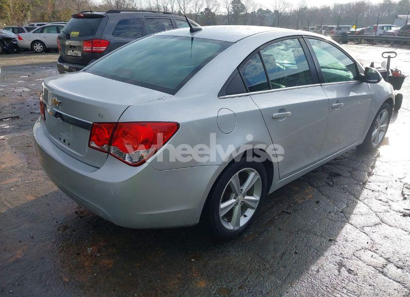 Photo 4 of 2014 Chevrolet Cruze 2LT AUTO (VIN 1G1PE5SB1E7225319)