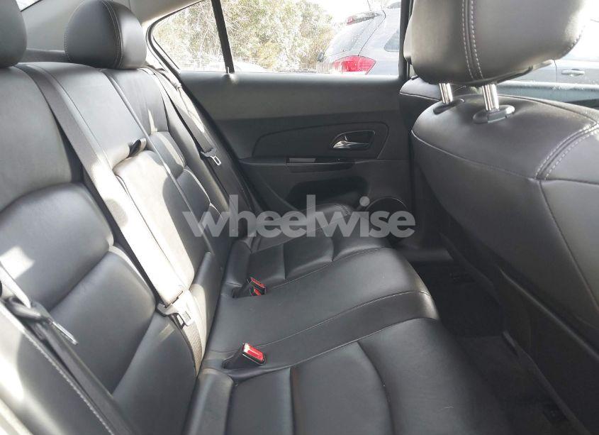 Photo 8 of 2014 Chevrolet Cruze 2LT AUTO (VIN 1G1PE5SB1E7225319)