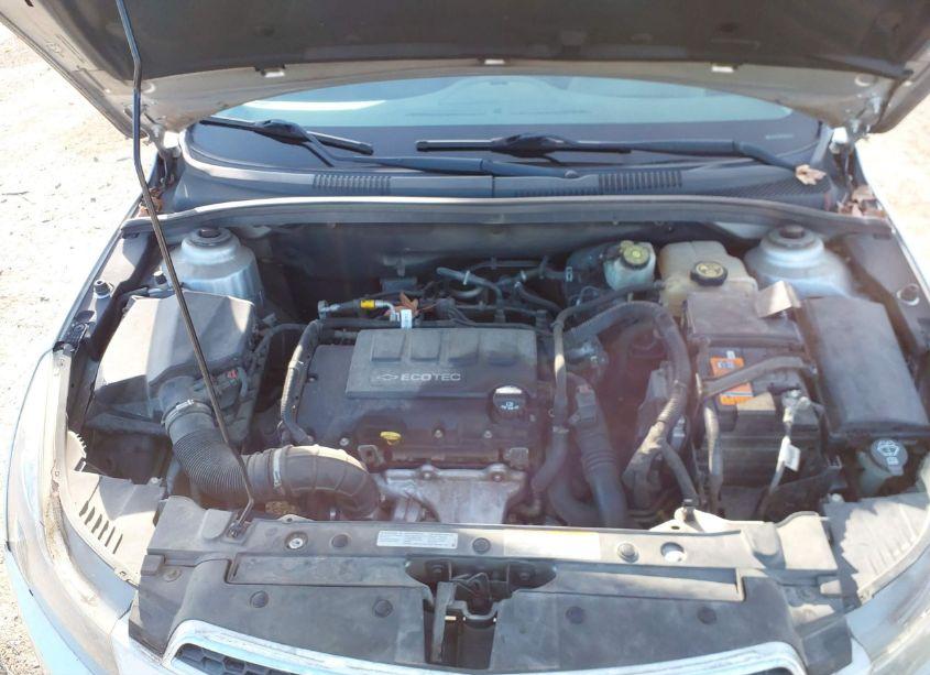 Photo 10 of 2014 Chevrolet Cruze 2LT AUTO (VIN 1G1PE5SB1E7256019)