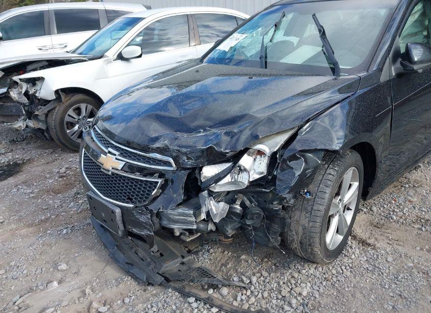 Photo 6 of 2014 Chevrolet Cruze 2LT AUTO (VIN 1G1PE5SB1E7276853)