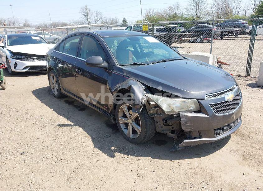 2014 Chevrolet Cruze 2LT AUTO (VIN 1G1PE5SB1E7277145) main photo