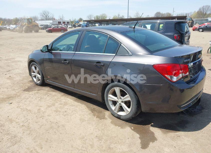 Photo 3 of 2014 Chevrolet Cruze 2LT AUTO (VIN 1G1PE5SB1E7277145)