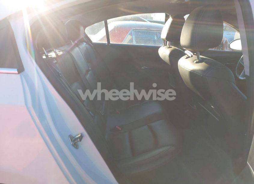 Photo 8 of 2014 Chevrolet Cruze 2LT AUTO (VIN 1G1PE5SB1E7279395)