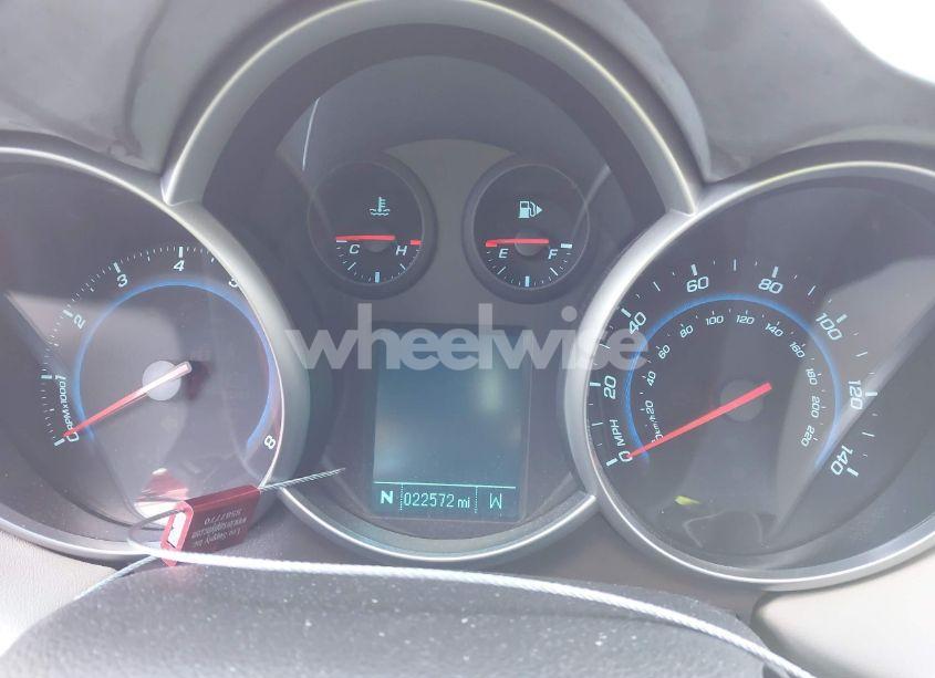 Photo 7 of 2014 Chevrolet Cruze 2LT AUTO (VIN 1G1PE5SB1E7281339)