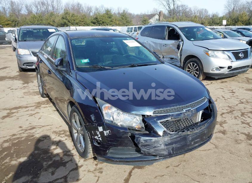 2014 Chevrolet Cruze 2LT AUTO (VIN 1G1PE5SB1E7300049) main photo