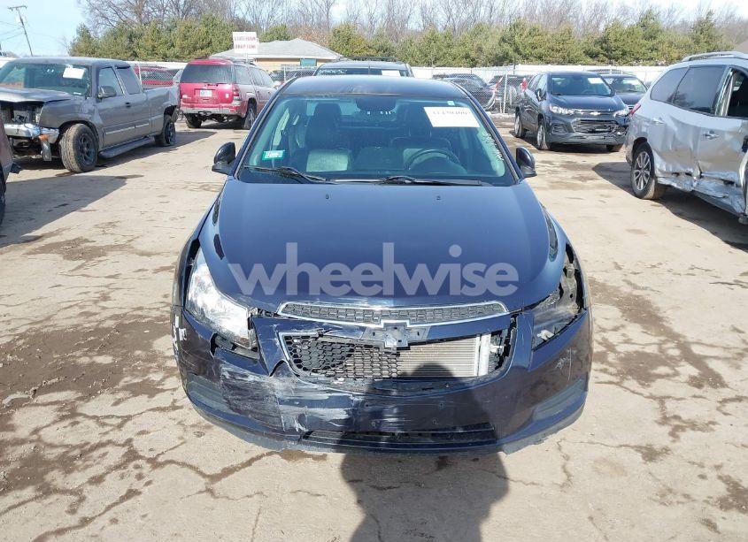Photo 13 of 2014 Chevrolet Cruze 2LT AUTO (VIN 1G1PE5SB1E7300049)