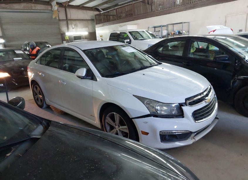 2015 Chevrolet Cruze 2LT AUTO (VIN 1G1PE5SB1F7118417) main photo