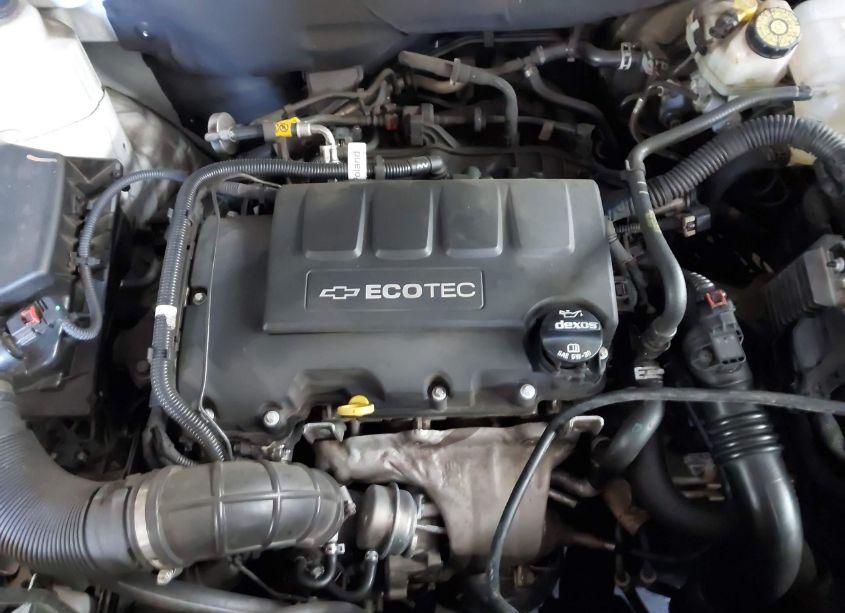 Photo 10 of 2015 Chevrolet Cruze 2LT AUTO (VIN 1G1PE5SB1F7118417)