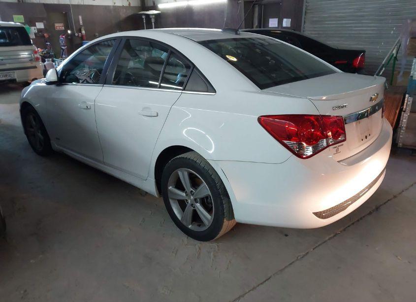 Photo 3 of 2015 Chevrolet Cruze 2LT AUTO (VIN 1G1PE5SB1F7118417)