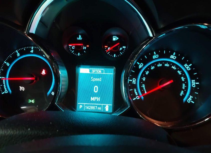 Photo 7 of 2015 Chevrolet Cruze 2LT AUTO (VIN 1G1PE5SB1F7118417)