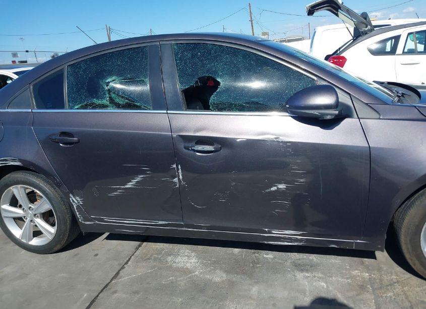 Photo 13 of 2015 Chevrolet Cruze 2LT AUTO (VIN 1G1PE5SB1F7158691)