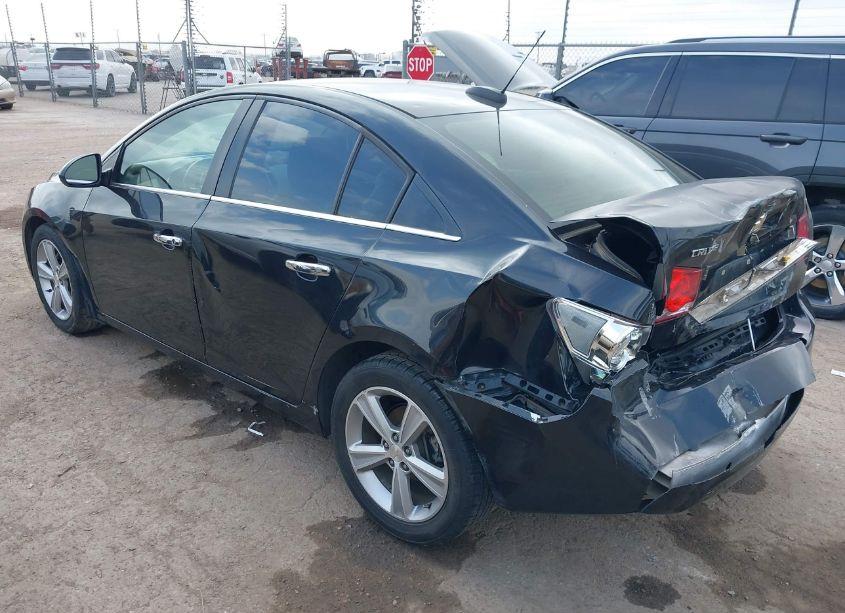Photo 3 of 2015 Chevrolet Cruze 2LT AUTO (VIN 1G1PE5SB1F7169657)