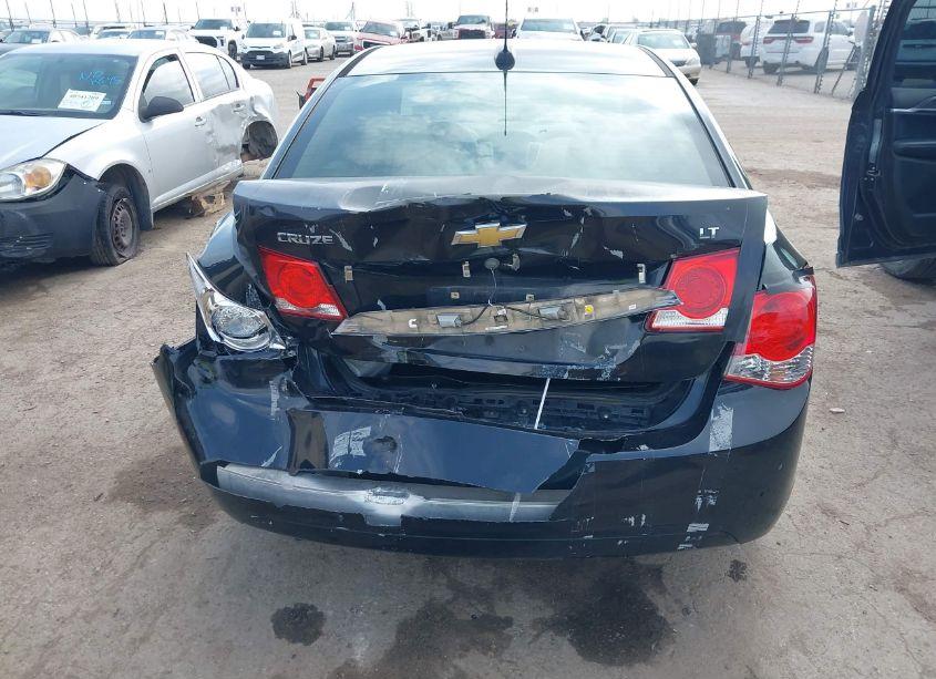 Photo 6 of 2015 Chevrolet Cruze 2LT AUTO (VIN 1G1PE5SB1F7169657)