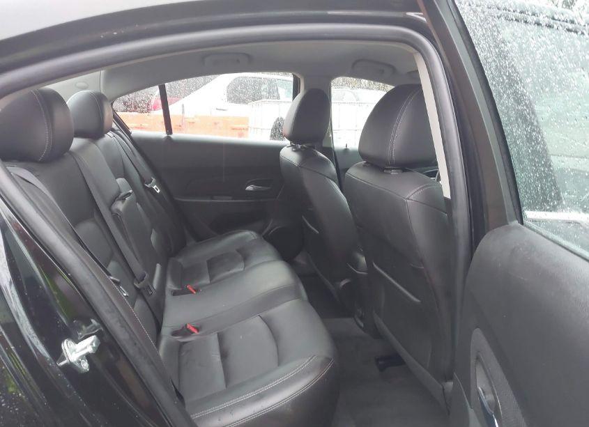 Photo 8 of 2015 Chevrolet Cruze 2LT AUTO (VIN 1G1PE5SB1F7206965)