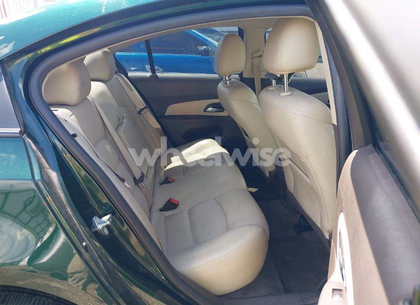 Photo 8 of 2015 Chevrolet Cruze 2LT AUTO (VIN 1G1PE5SB1F7207372)