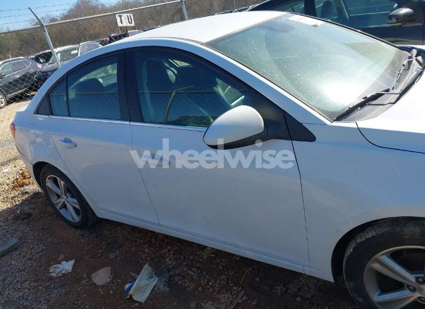 Photo 13 of 2015 Chevrolet Cruze 2LT AUTO (VIN 1G1PE5SB1F7246107)