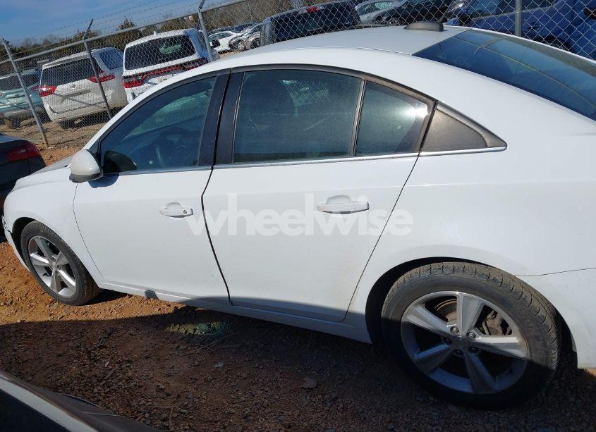 Photo 14 of 2015 Chevrolet Cruze 2LT AUTO (VIN 1G1PE5SB1F7246107)