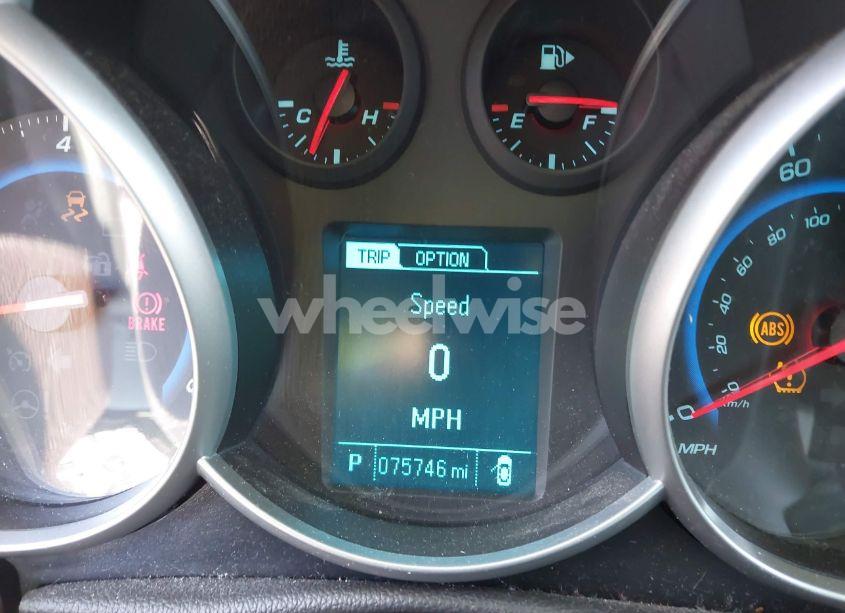 Photo 15 of 2015 Chevrolet Cruze 2LT AUTO (VIN 1G1PE5SB1F7246107)