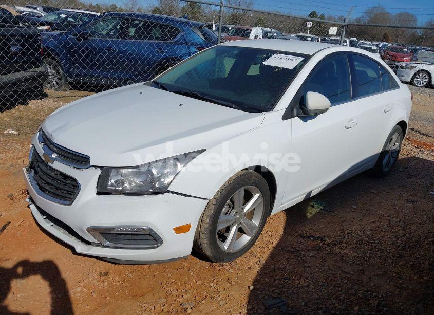 Photo 2 of 2015 Chevrolet Cruze 2LT AUTO (VIN 1G1PE5SB1F7246107)