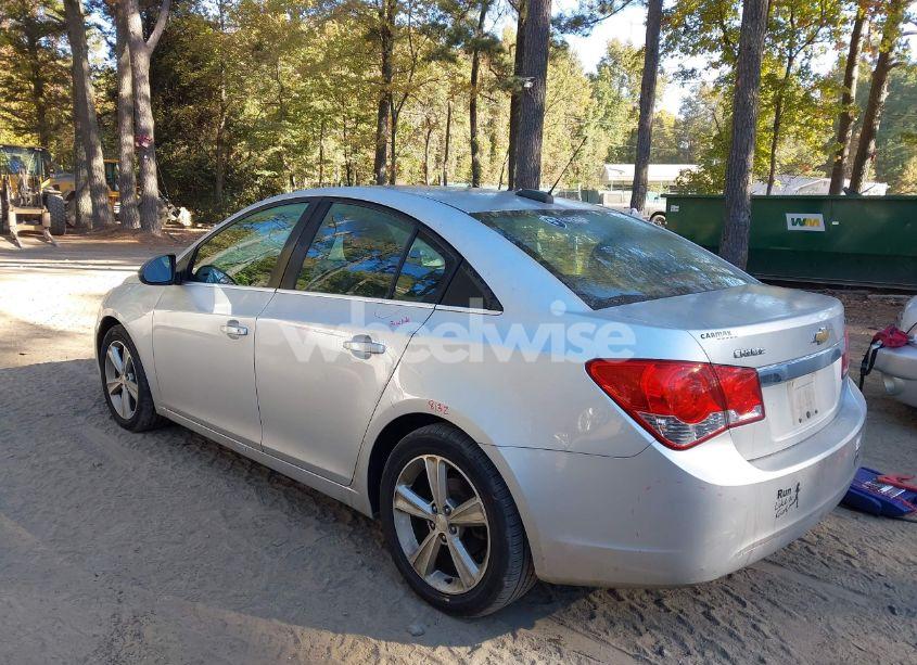 Photo 3 of 2015 Chevrolet Cruze 2LT AUTO (VIN 1G1PE5SB1F7265059)