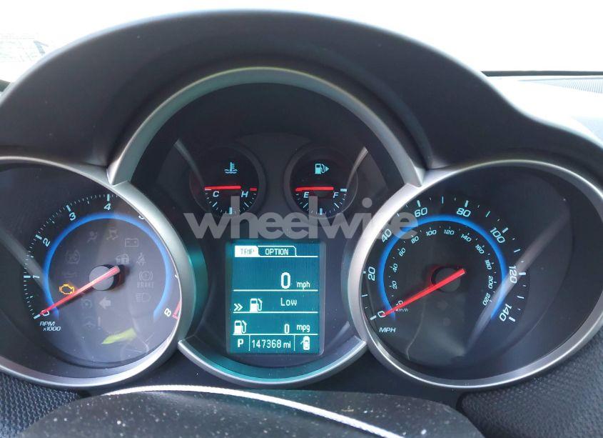 Photo 7 of 2015 Chevrolet Cruze 2LT AUTO (VIN 1G1PE5SB1F7265059)