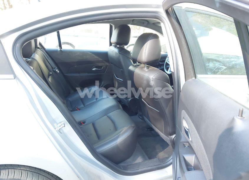 Photo 8 of 2015 Chevrolet Cruze 2LT AUTO (VIN 1G1PE5SB1F7265059)