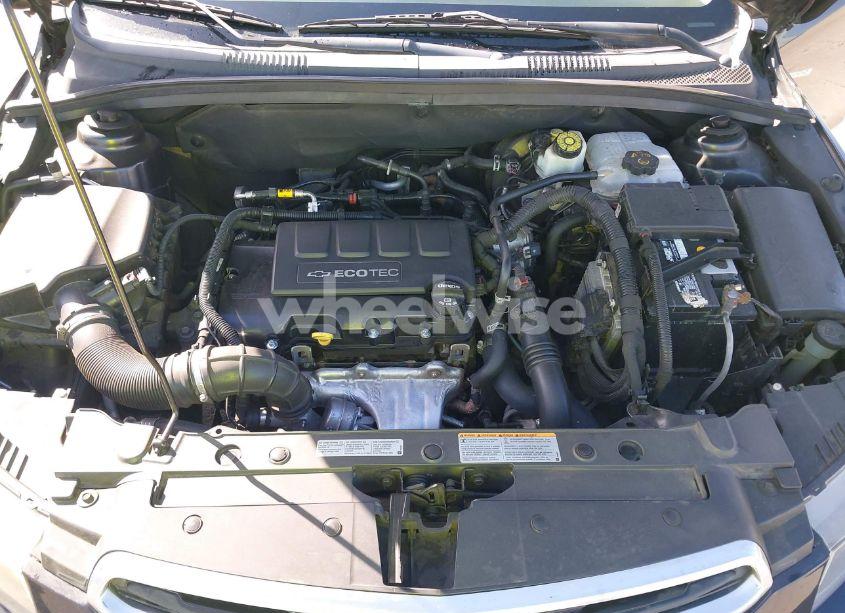 Photo 10 of 2015 Chevrolet Cruze 2LT AUTO (VIN 1G1PE5SB1F7297607)