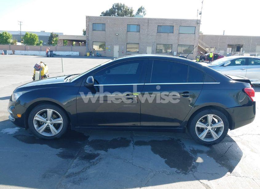 Photo 14 of 2015 Chevrolet Cruze 2LT AUTO (VIN 1G1PE5SB1F7297607)