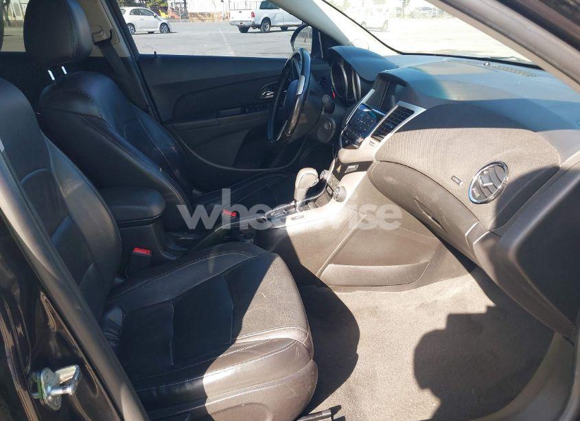 Photo 5 of 2015 Chevrolet Cruze 2LT AUTO (VIN 1G1PE5SB1F7297607)