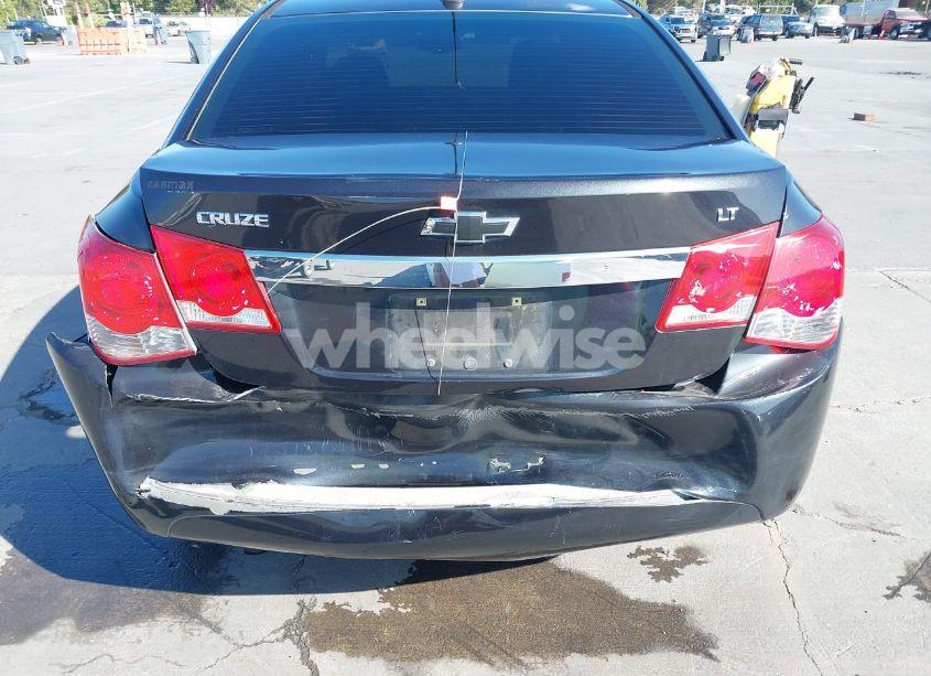 Photo 6 of 2015 Chevrolet Cruze 2LT AUTO (VIN 1G1PE5SB1F7297607)