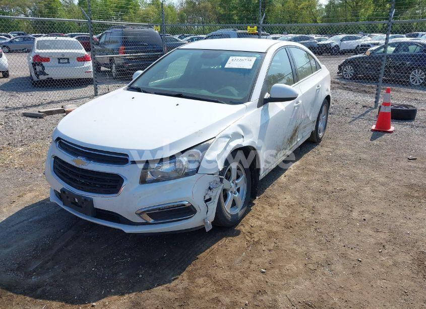 Photo 2 of 2016 Chevrolet Cruze LIMITED 1LT AUTO (VIN 1G1PE5SB1G7153671)