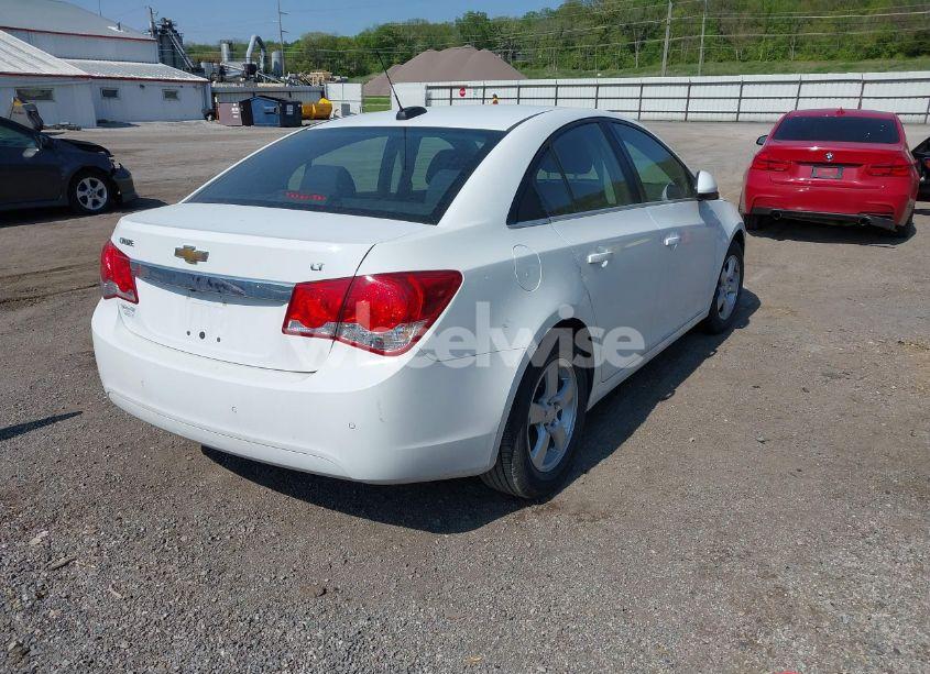 Photo 4 of 2016 Chevrolet Cruze LIMITED 1LT AUTO (VIN 1G1PE5SB1G7153671)