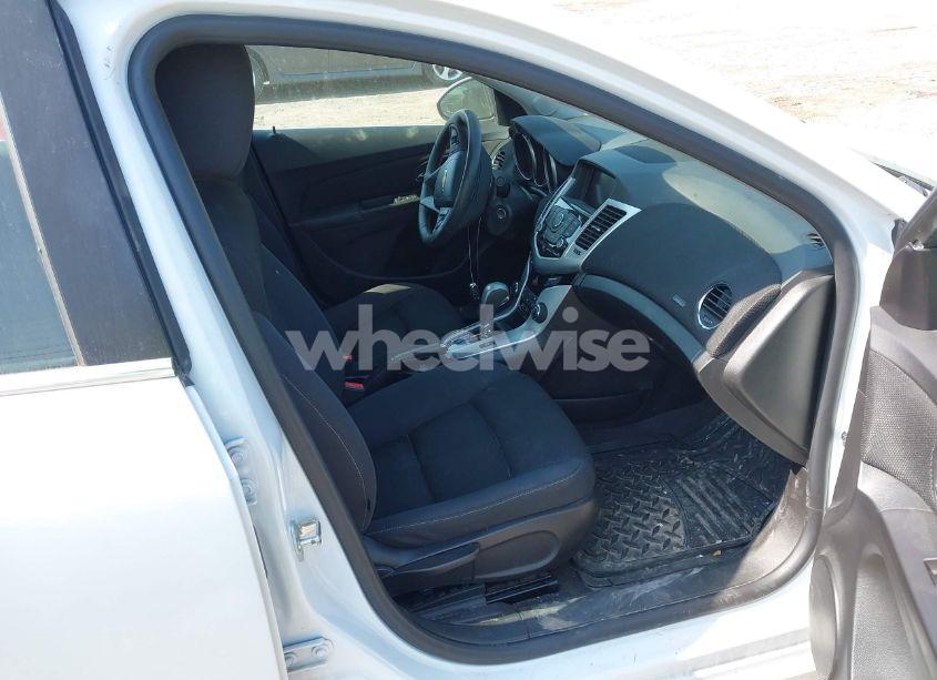 Photo 5 of 2016 Chevrolet Cruze LIMITED 1LT AUTO (VIN 1G1PE5SB1G7153671)