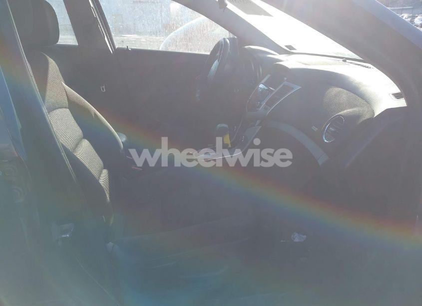 Photo 5 of 2016 Chevrolet Cruze LIMITED 1LT AUTO (VIN 1G1PE5SB1G7170275)
