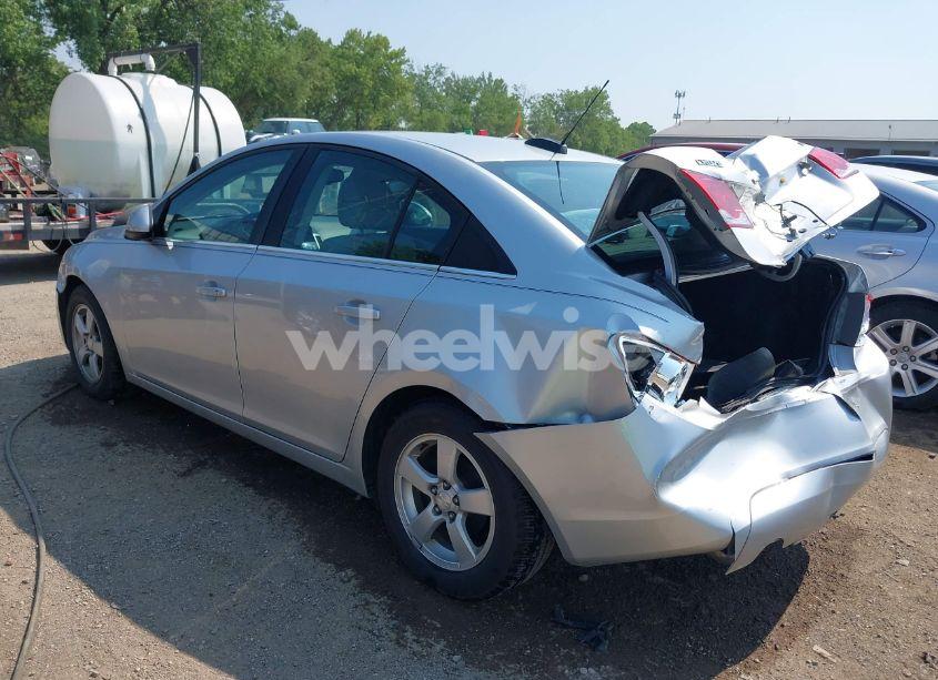 Photo 3 of 2016 Chevrolet Cruze LIMITED 1LT AUTO (VIN 1G1PE5SB1G7185472)