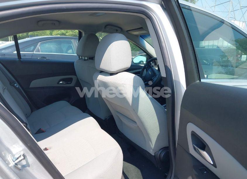 Photo 8 of 2016 Chevrolet Cruze LIMITED 1LT AUTO (VIN 1G1PE5SB1G7185472)