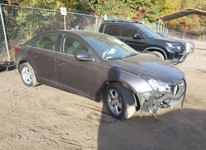2016 Chevrolet Cruze LIMITED 1LT AUTO (VIN 1G1PE5SB1G7193331) main photo