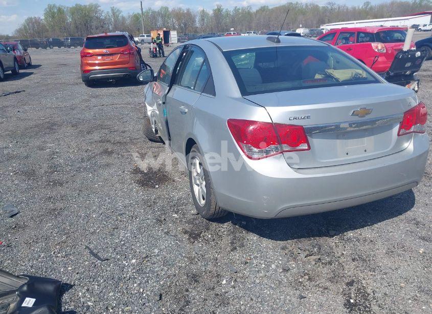 Photo 3 of 2016 Chevrolet Cruze LIMITED 1LT AUTO (VIN 1G1PE5SB1G7226943)