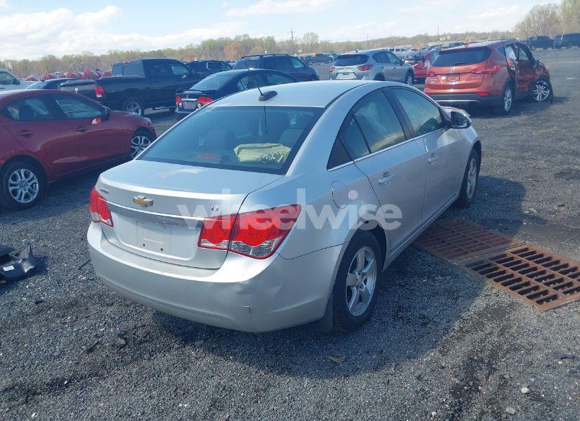 Photo 4 of 2016 Chevrolet Cruze LIMITED 1LT AUTO (VIN 1G1PE5SB1G7226943)