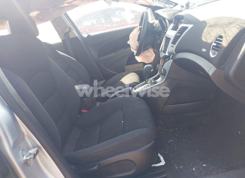 Photo 5 of 2016 Chevrolet Cruze LIMITED 1LT AUTO (VIN 1G1PE5SB1G7226943)