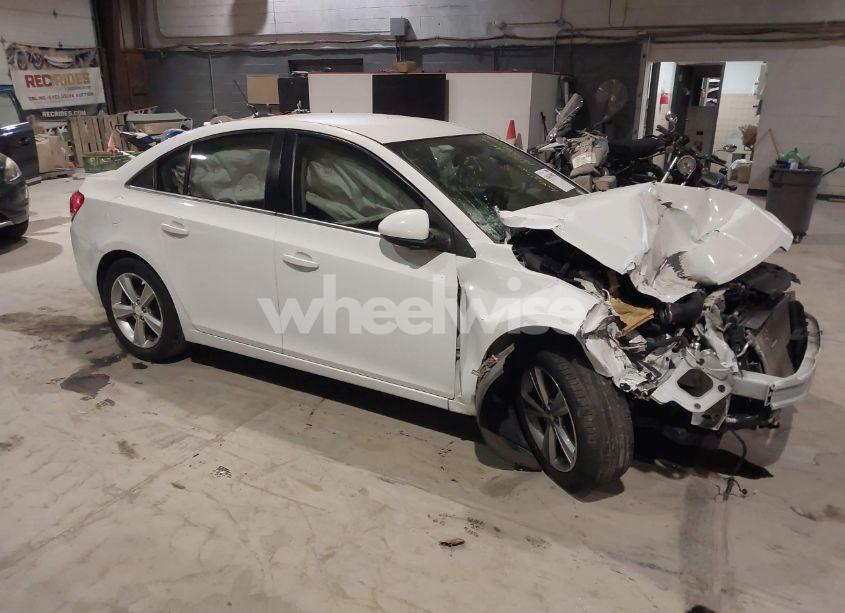 2016 Chevrolet Cruze LIMITED 1LT AUTO (VIN 1G1PE5SB1G7228367) main photo