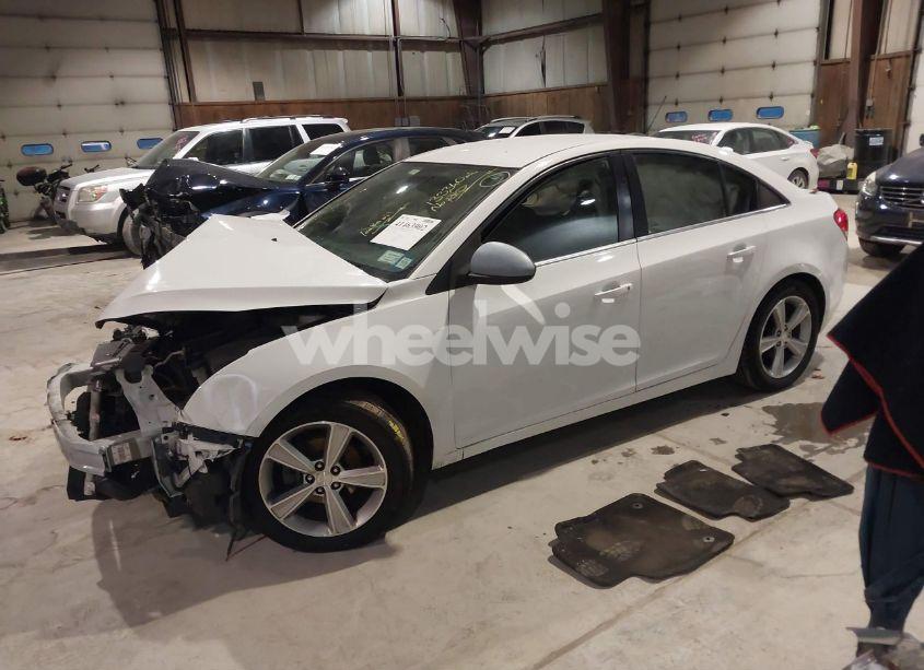 Photo 2 of 2016 Chevrolet Cruze LIMITED 1LT AUTO (VIN 1G1PE5SB1G7228367)