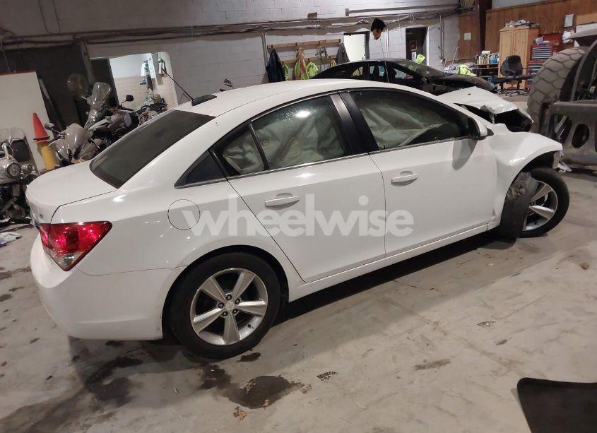 Photo 4 of 2016 Chevrolet Cruze LIMITED 1LT AUTO (VIN 1G1PE5SB1G7228367)