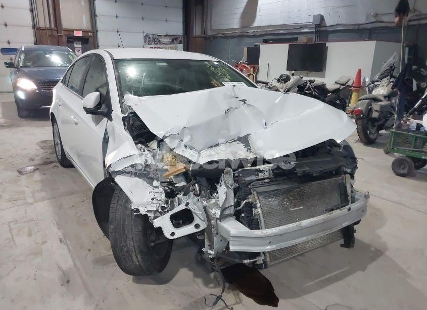 Photo 6 of 2016 Chevrolet Cruze LIMITED 1LT AUTO (VIN 1G1PE5SB1G7228367)
