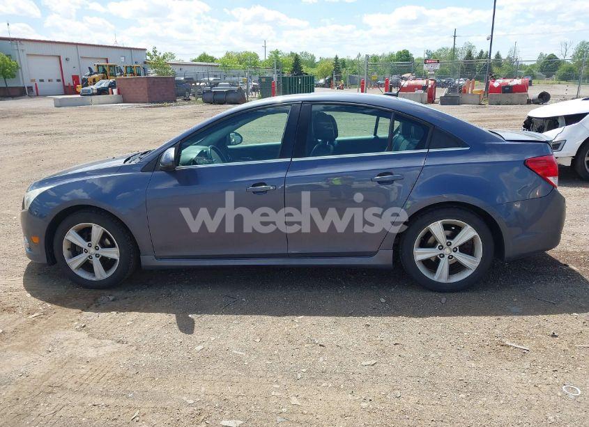 Photo 14 of 2013 Chevrolet Cruze 2LT AUTO (VIN 1G1PE5SB2D7201867)