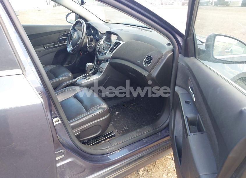 Photo 5 of 2013 Chevrolet Cruze 2LT AUTO (VIN 1G1PE5SB2D7201867)