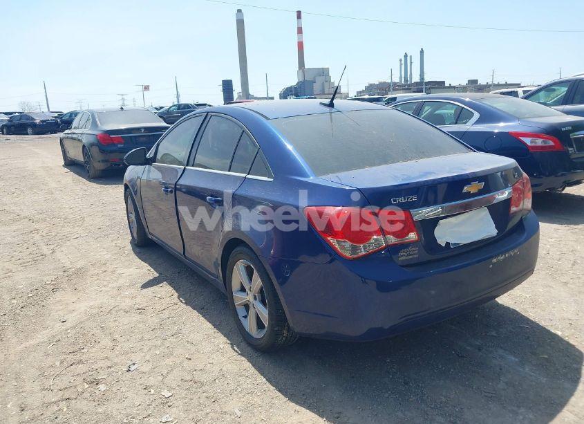 Photo 3 of 2013 Chevrolet Cruze 2LT AUTO (VIN 1G1PE5SB2D7285558)