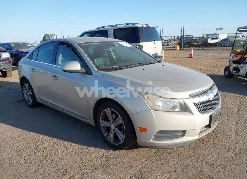 2013 Chevrolet Cruze 2LT AUTO (VIN 1G1PE5SB2D7294132) main photo