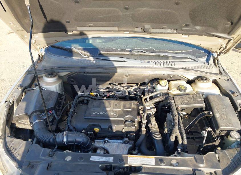 Photo 10 of 2013 Chevrolet Cruze 2LT AUTO (VIN 1G1PE5SB2D7294132)