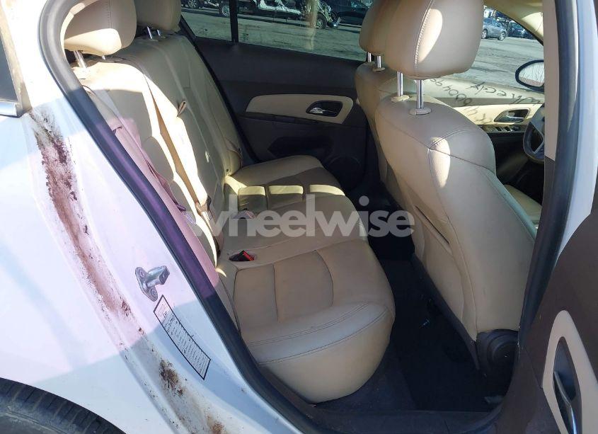 Photo 8 of 2014 Chevrolet Cruze 2LT AUTO (VIN 1G1PE5SB2E7113628)